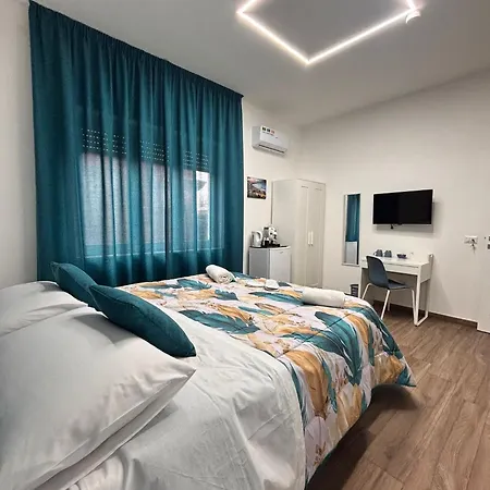 Bed & Breakfast Faro Di Santa Lucia *